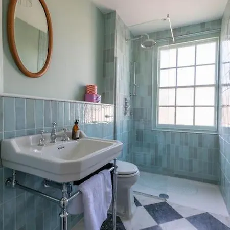 Palm Heights - Top Floor Luxury Flat Margate Esterno foto