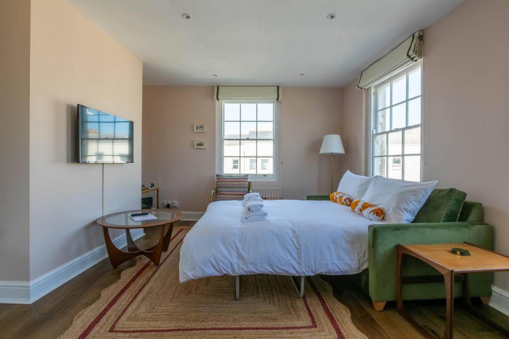Apartment Palm Heights - Floor Luxury Flat